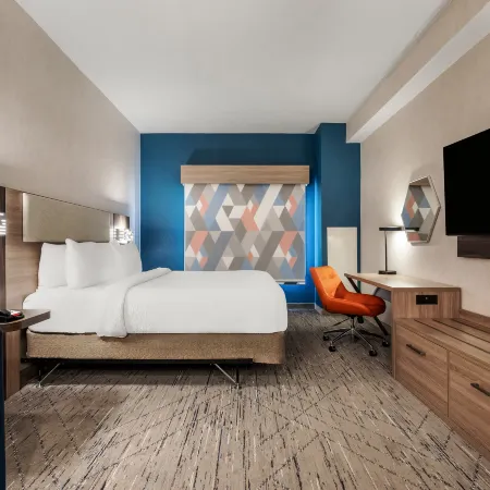 Holiday Inn Express & Suites BUFFALO-AIRPORT by IHG