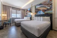 Hotel Deville Prime Cuiabá - Pools