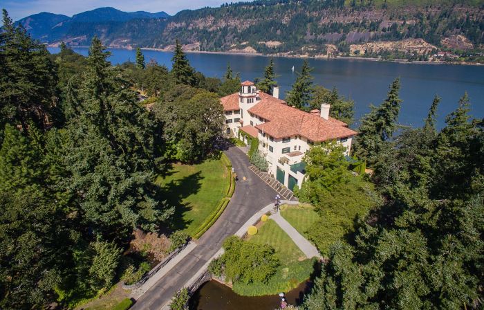 Columbia Gorge Hotel & Spa