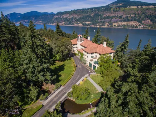 Columbia Gorge Hotel & Spa - Pet friendly