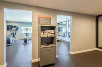 La Quinta Inn & Suites by Wyndham Ft. Myers-Sanibel Gateway - Gym