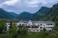 Sasakura Onsen Ryuunso - parking