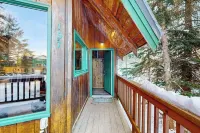 Classic Alyeska A-frame From the Resort's Early Days - Bungalows