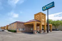 Quality Inn & Suites Lincoln South - فطور