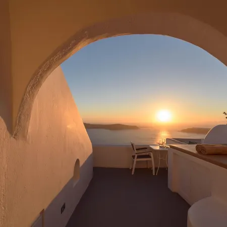 Abyssanto Suites and Spa