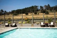Sea Otter Inn - Romantic