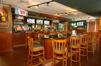 DoubleTree by Hilton Greensboro - bar