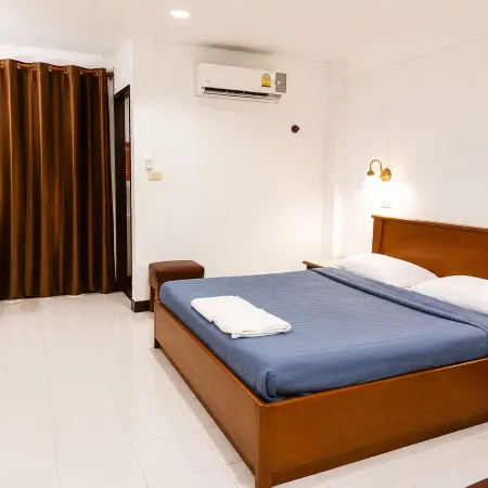 Yindee Court Hotel