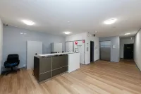 Melbourne Studio Apartments Hotel @ 138 Elgin Carlton - Wifi
