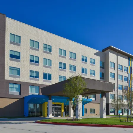 Tru by Hilton Coppell DFW Airport North