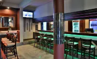 Cresta Oasis Hotel - Bar