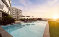 Hilton Port Moresby Hotel & Residences - Pool