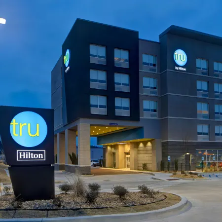 Tru by Hilton Oxford