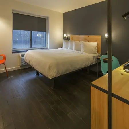 BKLYN HOUSE Отели рядом с Аэропорт Кеннеди