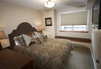 Mountain Lodge at Okemo, A Vail Resorts Property - parking