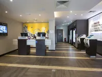 Premier Inn Southampton (Cumberland Place) Hotels near Bargate
