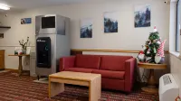 Magnuson Hotel Ironwood - 2-Star