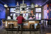 Hans Brinker Hostel Amsterdam - bar