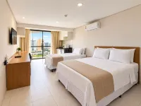 Garvey Park Hotel - piscina