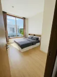 Spacious 3-Bedroom House with Shared Pool Near Mega Bangna and Suvarnabhumi - บังกะโล