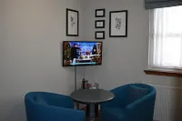 Temple View Hotel - parking