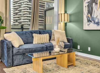 Harbourfront Retreat Near the Waterfront