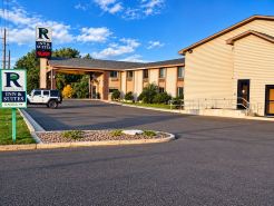 Richland Inn and Suites
