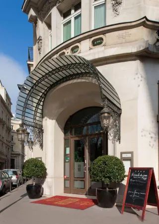 M Social Hotel Paris Opera Отели рядом с достопримечательностью «Музей Гревен»