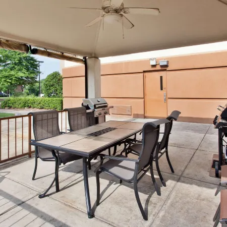 Sonesta Simply Suites Orange County Airport