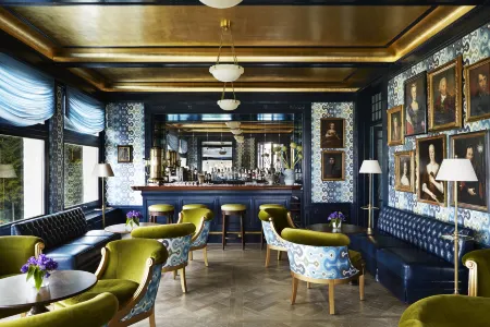 Château Gütsch Отели рядом с достопримечательностью «Natur-Museum Luzern»