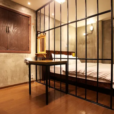 Zip Hotel Hotels near Nakseongdae