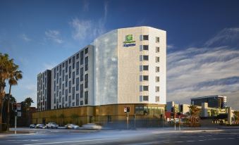 Holiday Inn Express Sydney Airport, an IHG Hotel