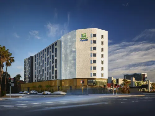 Holiday Inn Express SYDNEY AIRPORT by IHG - bar