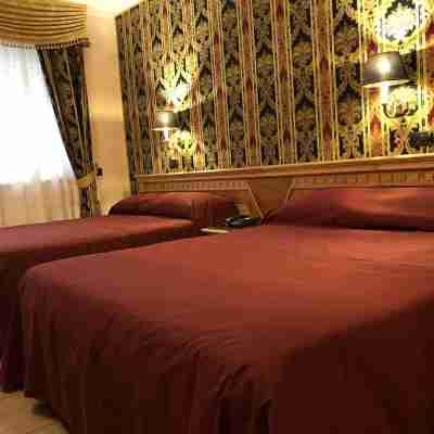 San Giovanni Rotondo Palace - Alihotels Rooms