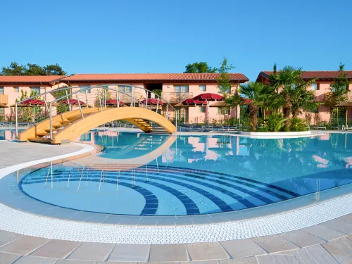 Green Village Eco Resort - Parkplatz