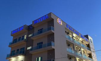 Dallas Hotel Premium - Housity