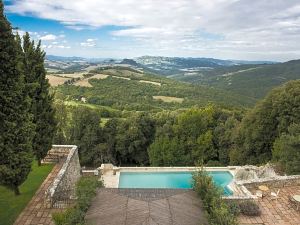 Borgo Pignano Tuscany