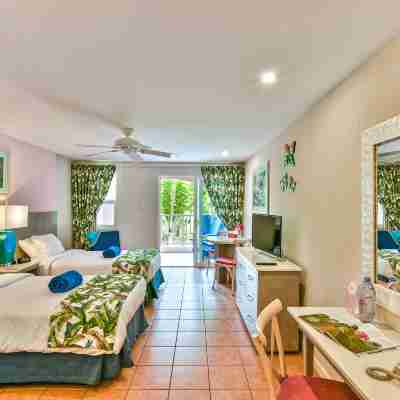 Butterfly Beach Hotel Rooms