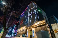Seongnam NYX Hotel di Seongnam-si