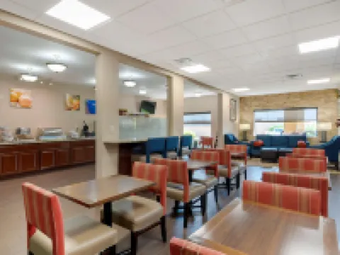 Comfort Suites Miamisburg - Dayton South Hotels in Miamisburg