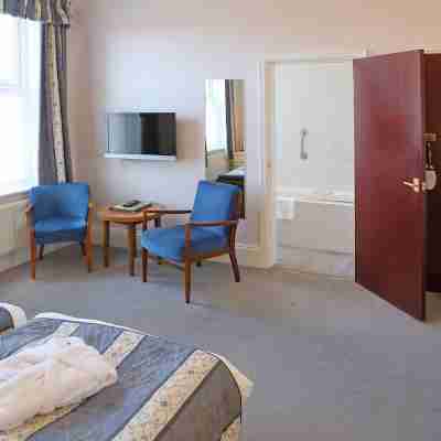 Saxonville Hotel Rooms