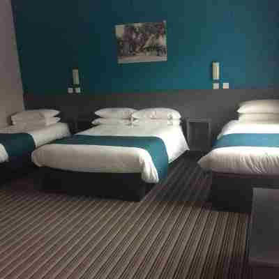 Oyster Fleet Hotel Rooms