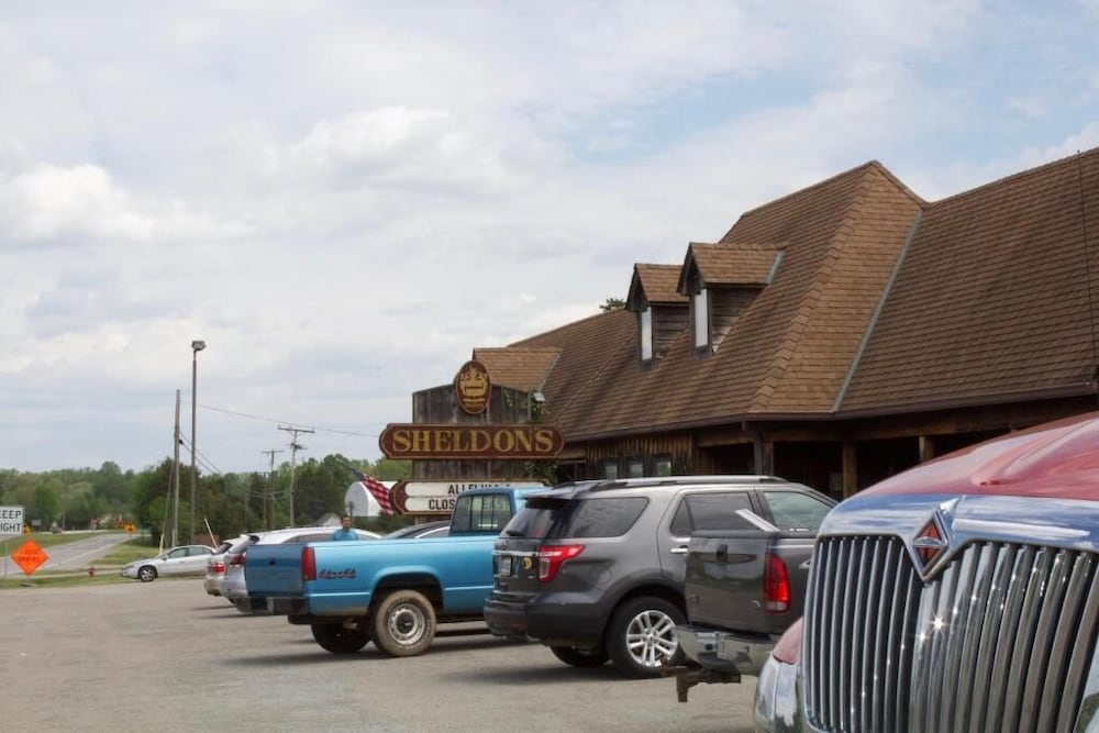 Sheldon's Motel and Restaurant