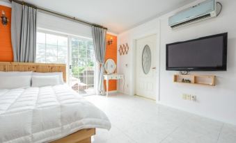 Gyeongju Magic Castle Pension (Pets Friendly)