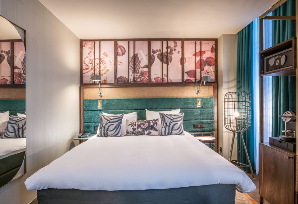 2. 호텔 인디고 브..