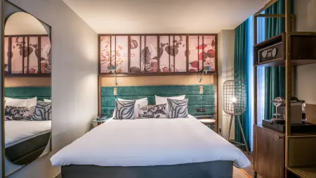 Hotel Indigo Brussels - City Отели рядом с достопримечательностью «Атомиум»