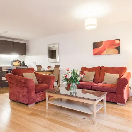 Premier Suites Bristol Cabot Отели рядом с достопримечательностью «Район Клифтон»