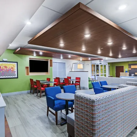 Holiday Inn Express & Suites DALLAS LEWISVILLE by IHG