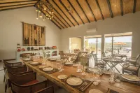 Meghauli Serai Chitwan National Park - A Taj Safari Lodge Hotels in Kawasoti