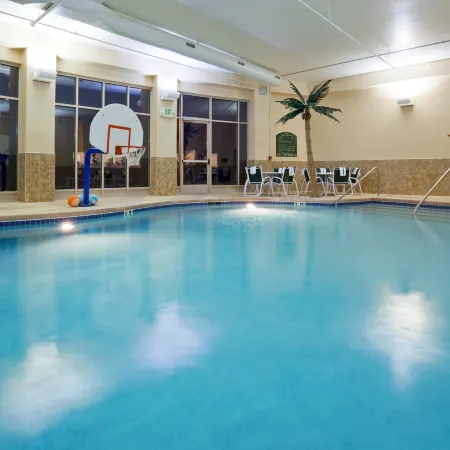 Holiday Inn MADISON AT THE AMERICAN CENTER by IHG